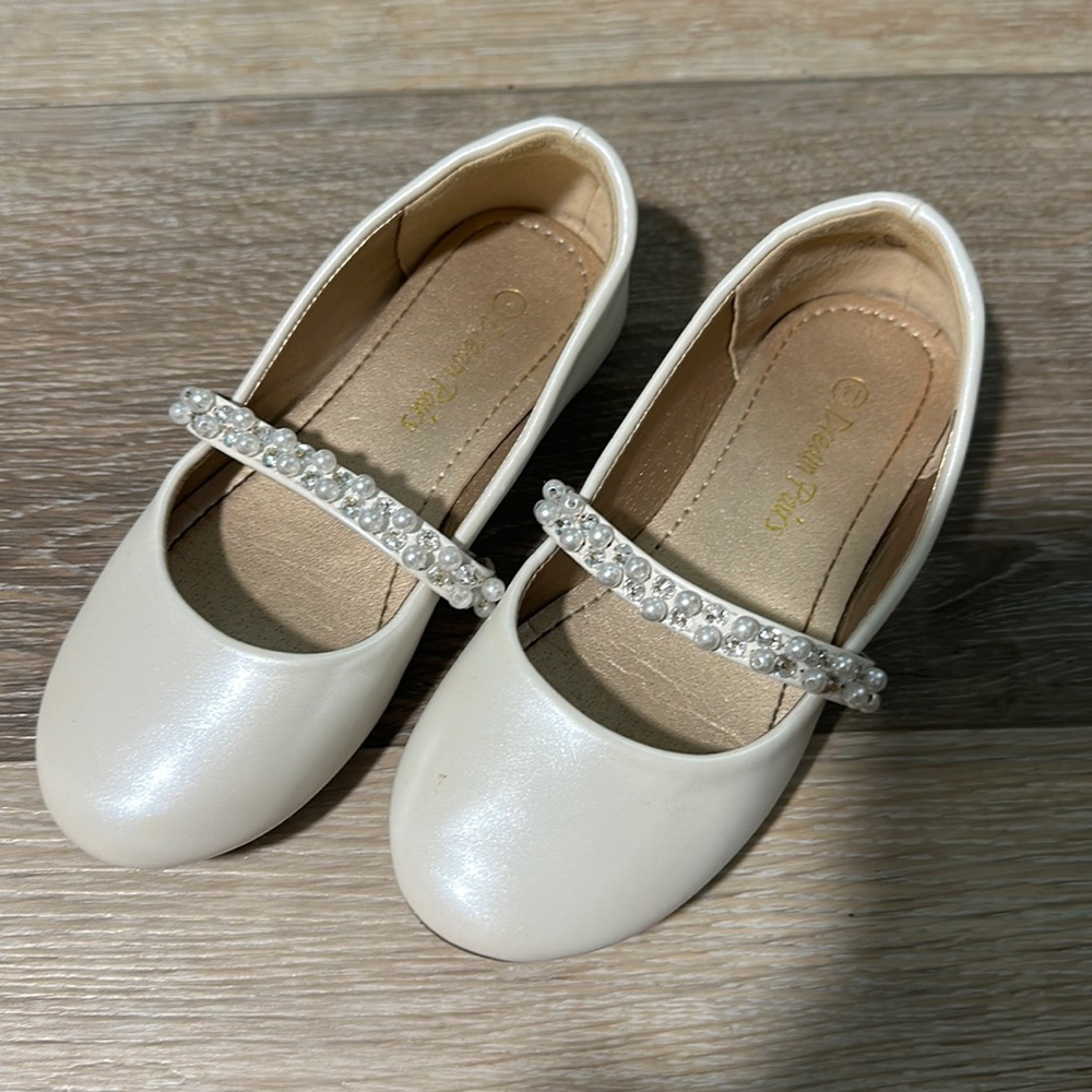 Ivory Beaded Dress shoes